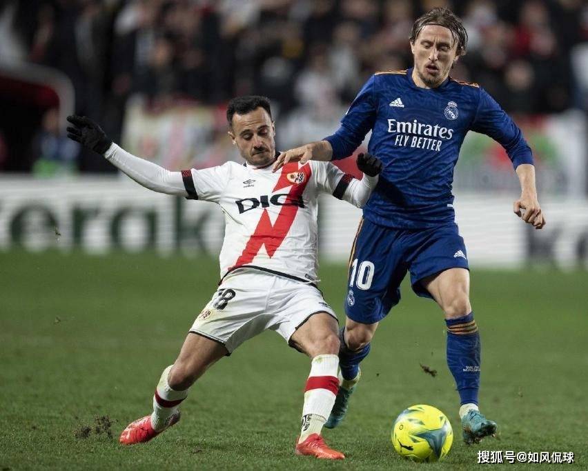 半岛体育app官方下载-马略卡遭遇惨败，降级危机严重