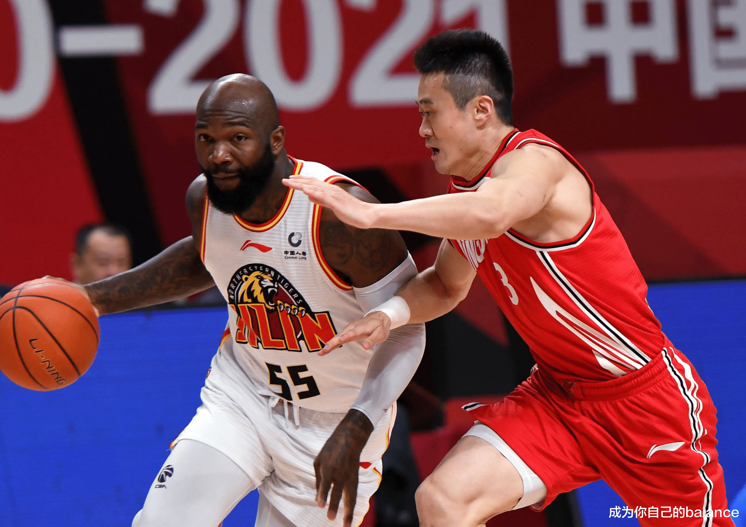 半岛体育官网-关于上海男篮力挽狂澜逆转胜利，全队喜上眉梢的信息