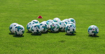 半岛官方体育登录入口-恩菲尔德赛前战术培训，提升比赛执行力